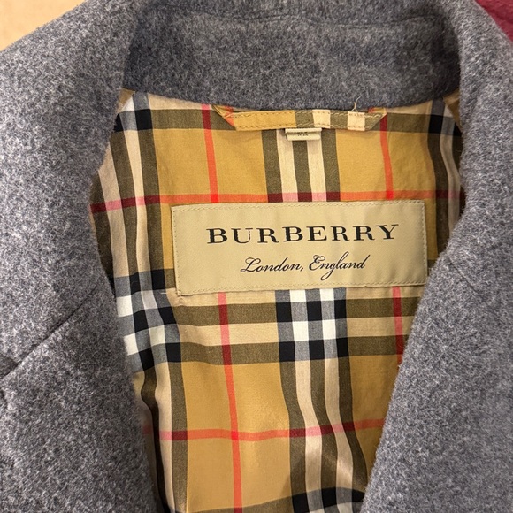 Burberry Grey Wool Coat - Picture 8 of 10